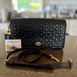Coach Signature Black Dinky